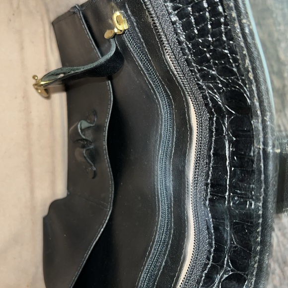 Haven’t worn it in a year & half - Picture 8 of 11